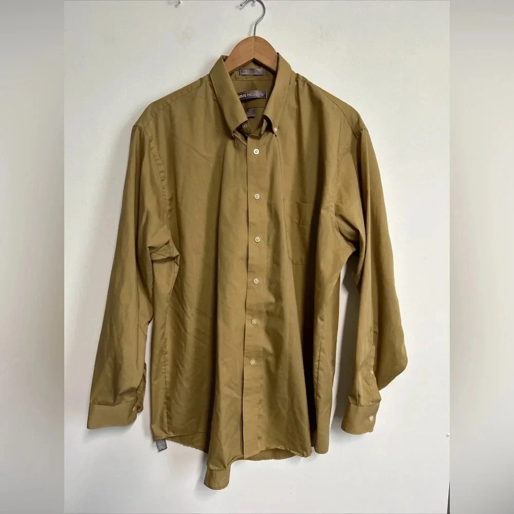 Men’s 17 1/2  34/35 Button Front‎ Shirt Wrinkle Free Single Needle Khaki Career